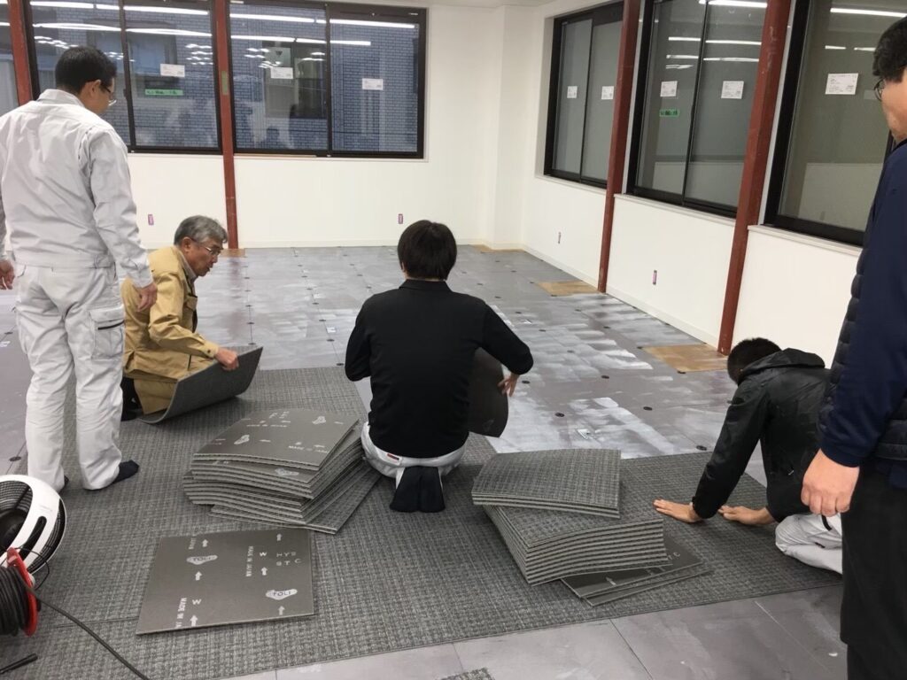 Dekorasi dan pengerjaan interior
